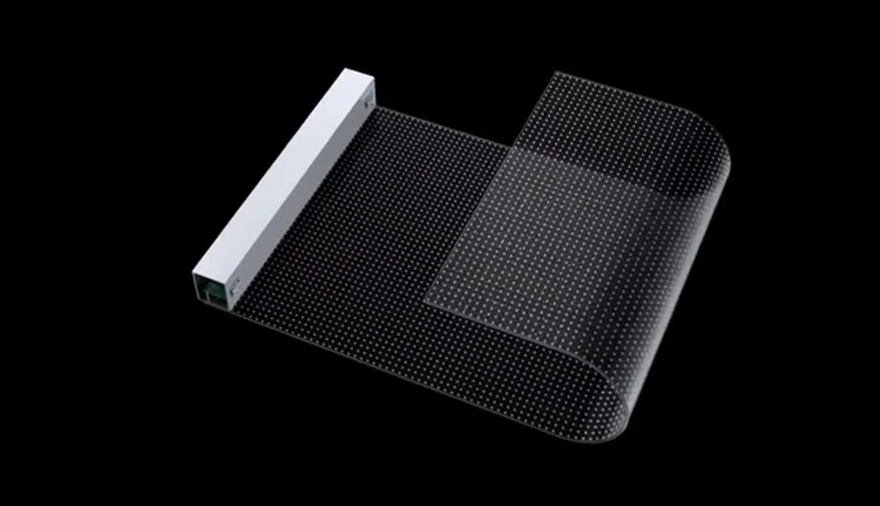 Şeffaf LED Film Ekran ile Camı Ekrana Dönüştürün